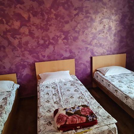 Hotel Cazare Vio Cluj-Napoca Esterno foto