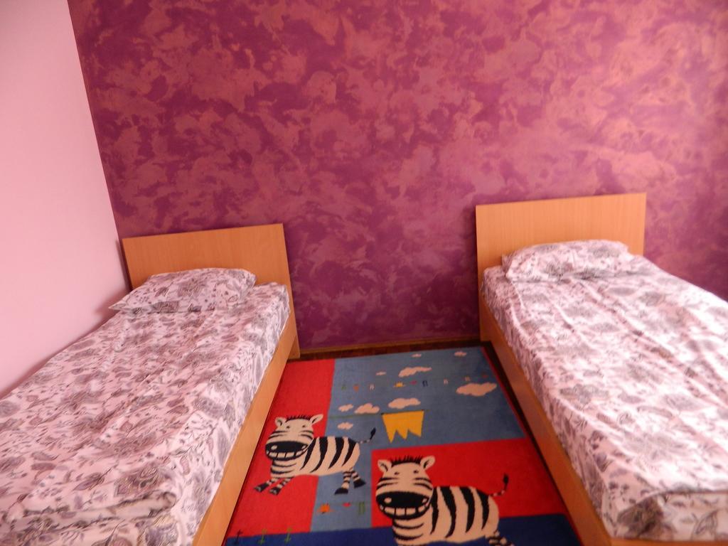 Hotel Cazare Vio Cluj-Napoca Esterno foto